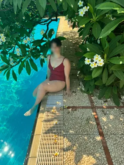 Aleksandra, 33