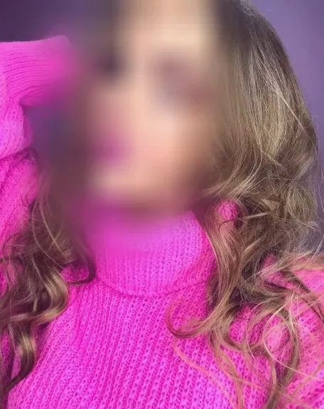 Alena, 36