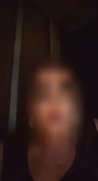 Anna, 34