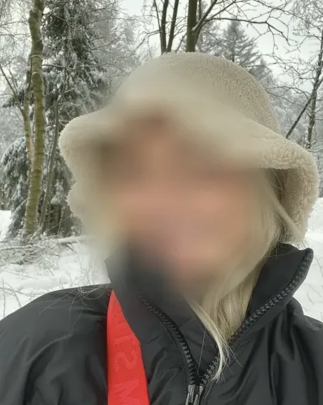 Eva, 20