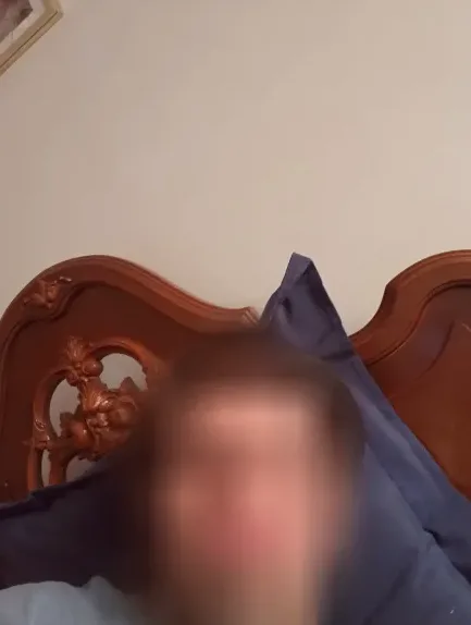 Helena, 24