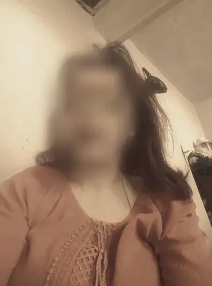 Isabella, 39