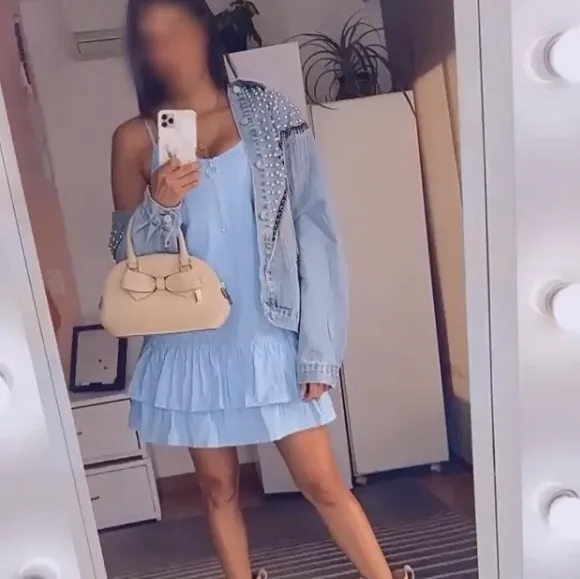 Jelena, 40