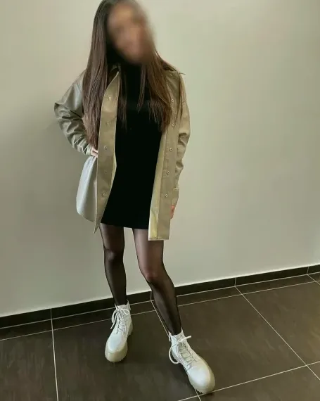 Katarina, 32