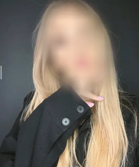 Katharina, 24