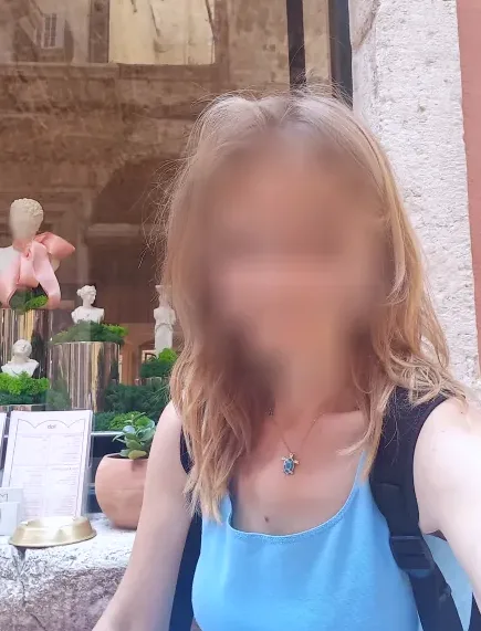 Nadine, 39