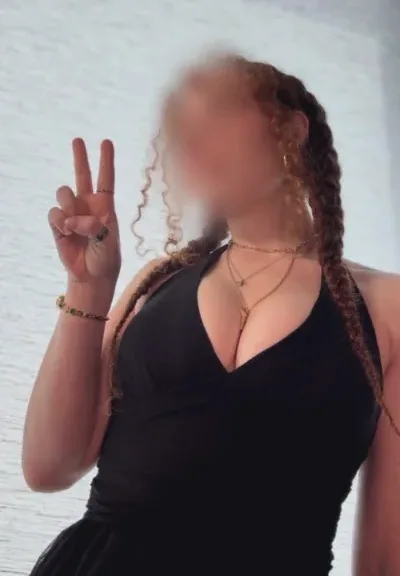 Renate, 25