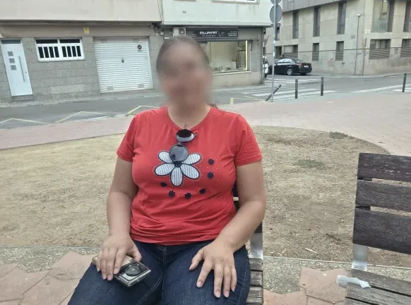 Sandra, 39