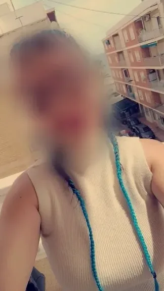 Sonja, 32