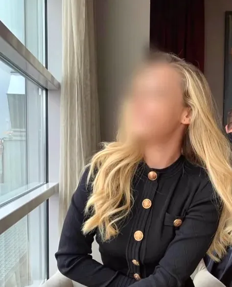 Valentina, 34